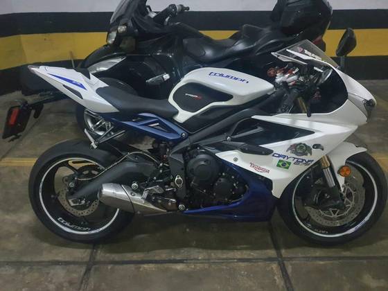 TRIUMPH DAYTONA 675 ABS TRIUMPH DAYTONA 675 ABS